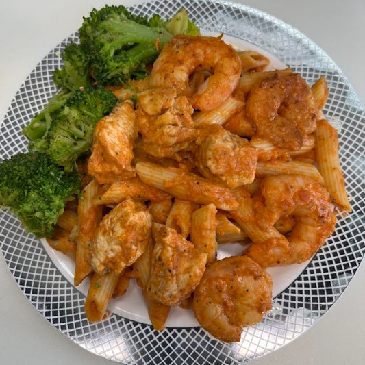 Shrimp & Chicken Penne Vodka ( 5 Servings)